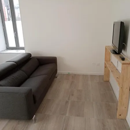 Proche Toutes Commodites Apartman